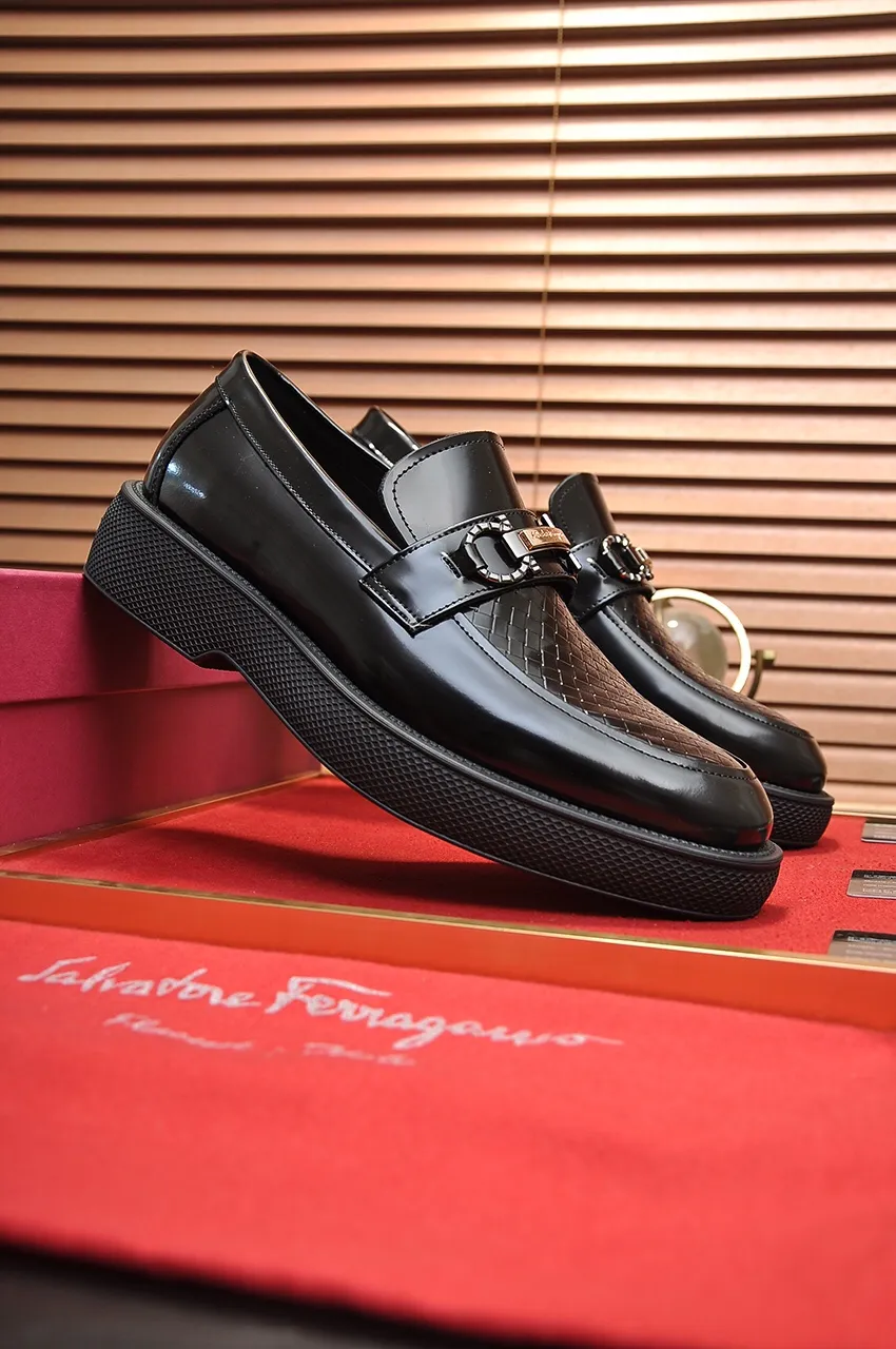 Men's shoes 💰720💶 [Ferragamo/Ferragamo] The latest model in the counter. Original imported open-sided high-quality cowhide hand-woven + imported 🐂 cowhide + original luxury metal buckle + original combination outsole. Comparison without pressure 38--45 (45 custom-made)